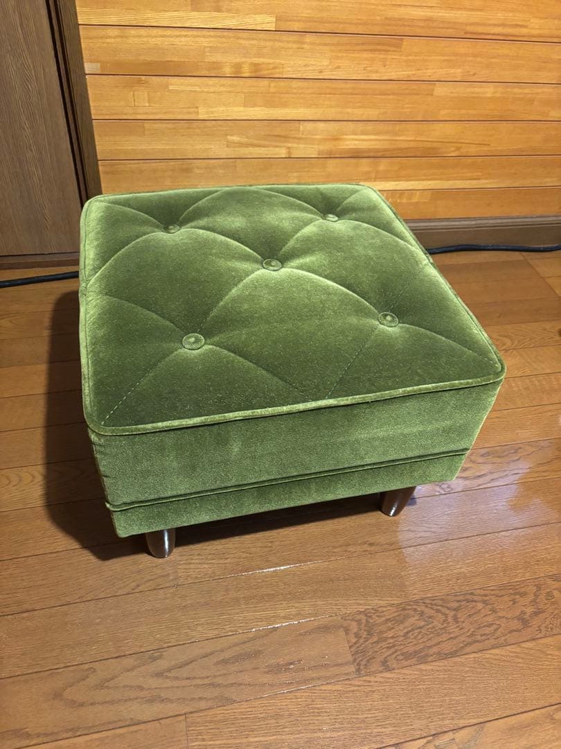 カリモク60　オットマン　モケットグリーン
