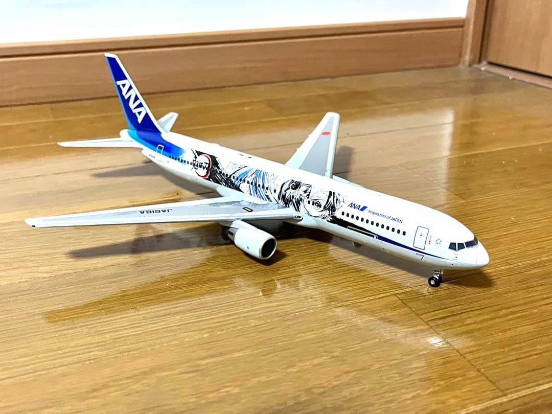 ANA B767-300ER 鬼滅の刃じぇっと壱 1/200 スナップフィット - メルカリ