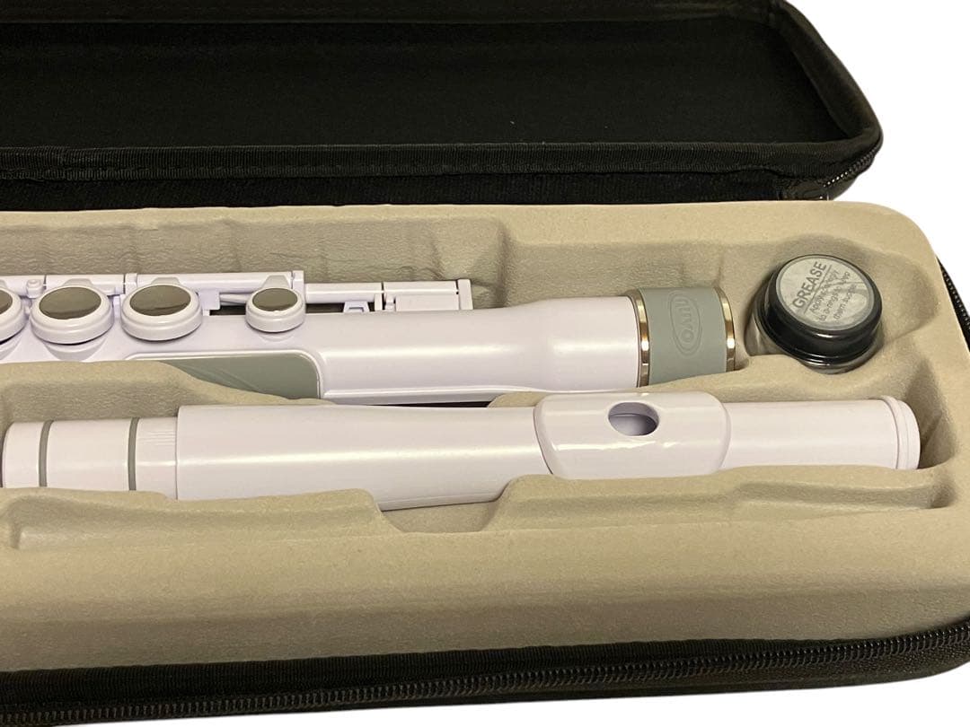 NUVO プラスチック製管楽器 Student Flute フルート 掃除棒欠品