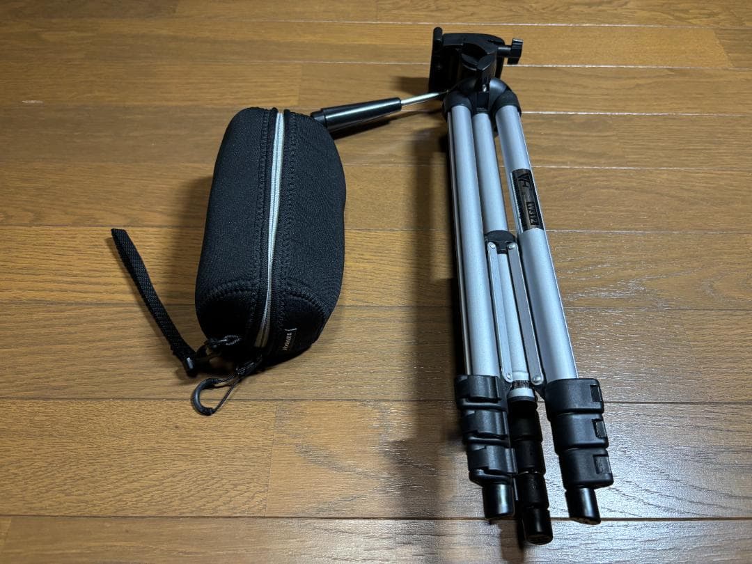 JVC ビデオカメラ GZ-RX670（ブルー）ポーチ・三脚付き