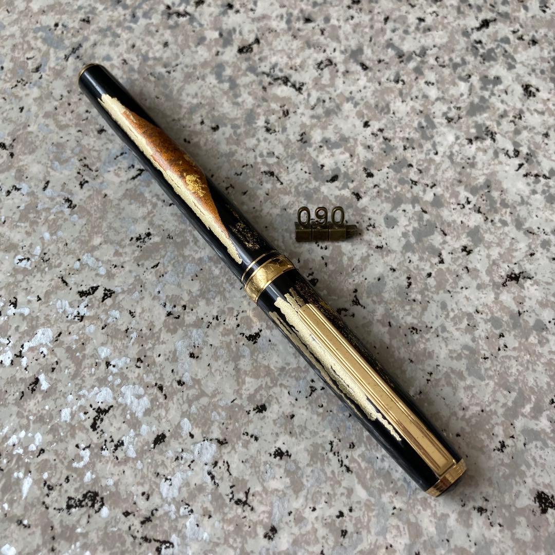 090 オーバーホール済み 万年筆 PLATINUM 蒔絵 赤富士18k