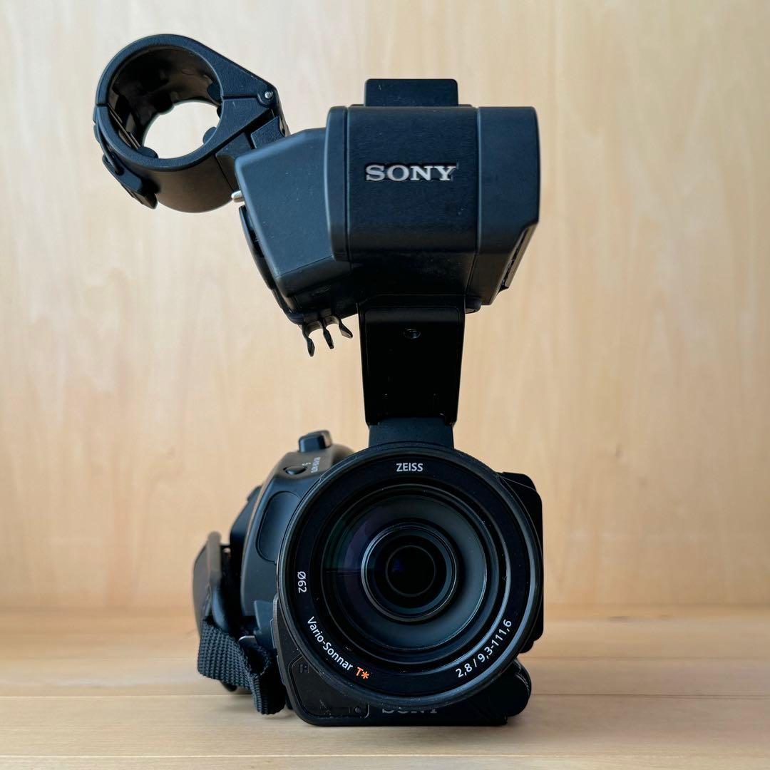 SONY miniDVビデオカメラ HDR-HC1 英語表記 ④ 世界初 ＊1、8cmDVD