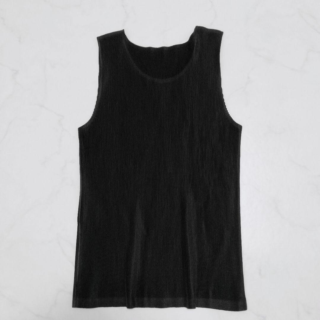 美品近年モデルPLEATS PLEASE アコーディオン　ノースリーブ　ブラック