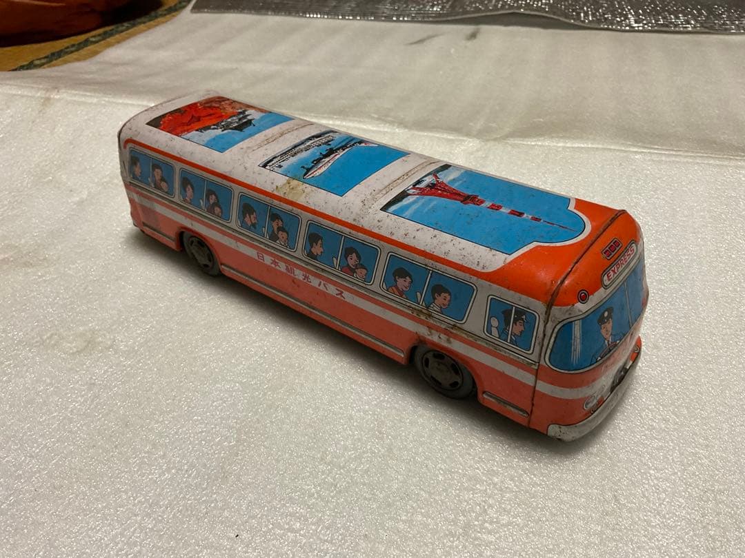 日本観光バス／ブリキカー。DAIYA社製。【キズとか錆がございます】。