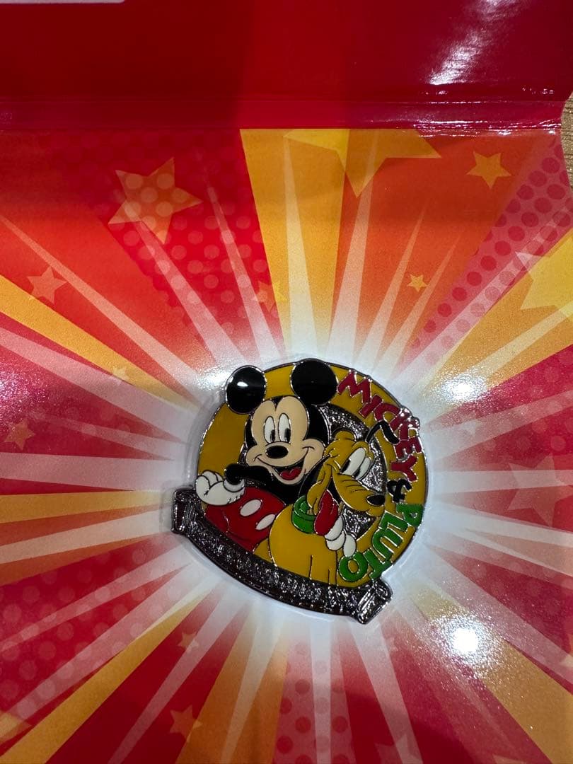 ディズニーJCB40周年ペーパーウェイト、ピンバッチ5点セット