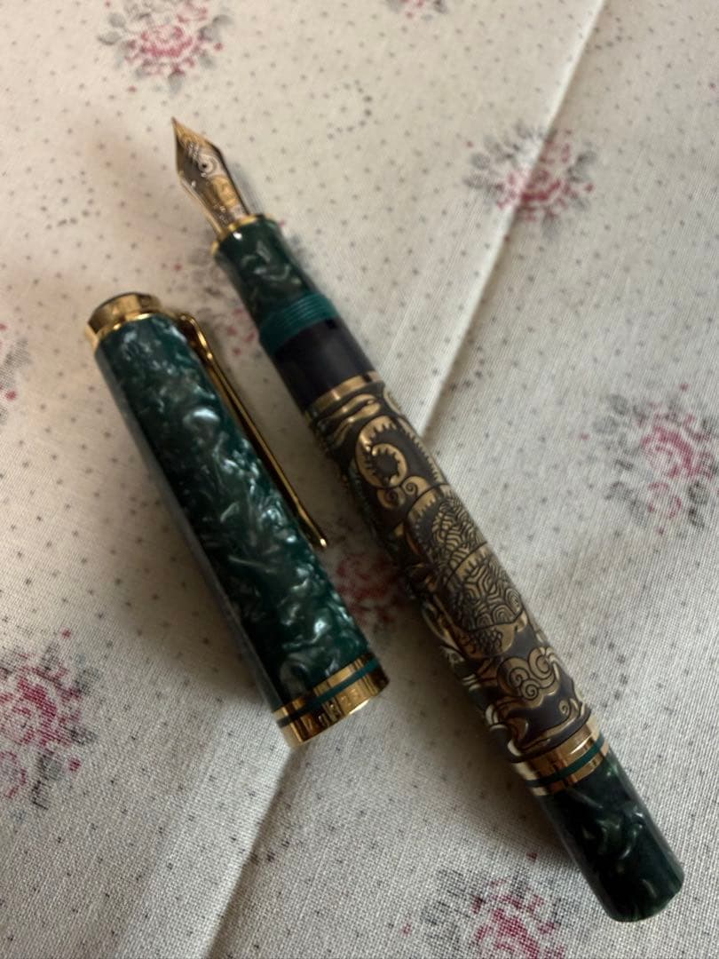 ペリカン万年筆玄武 ペリカン万年筆玄武