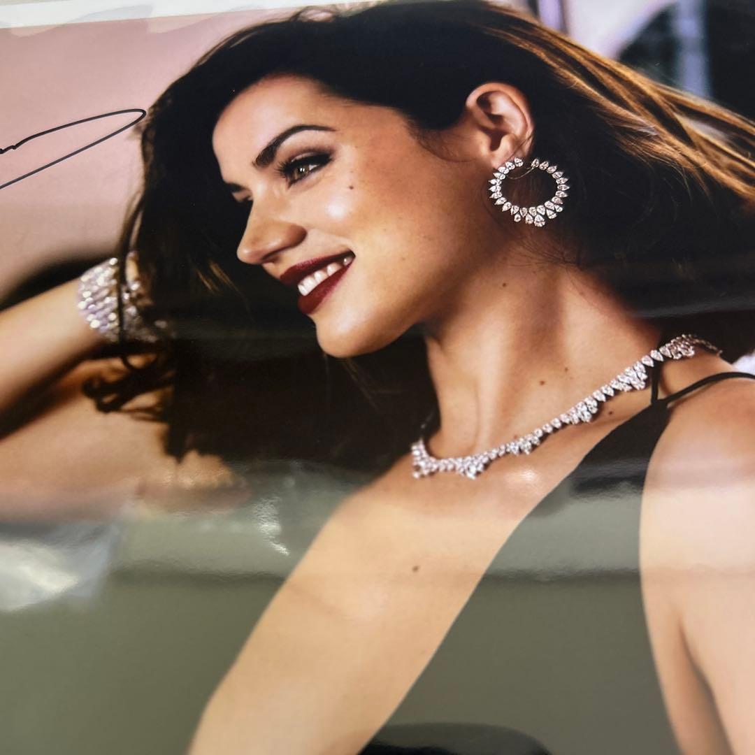 アナ・デ・アルマス 直筆サイン入りフォト 映画007 ハリウッド女優