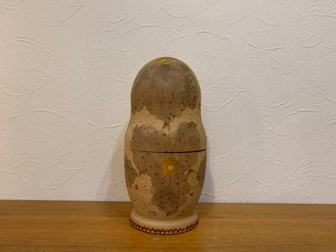 k0817-03☆マトリョーシカ 金色彩色 工芸品 ロシア