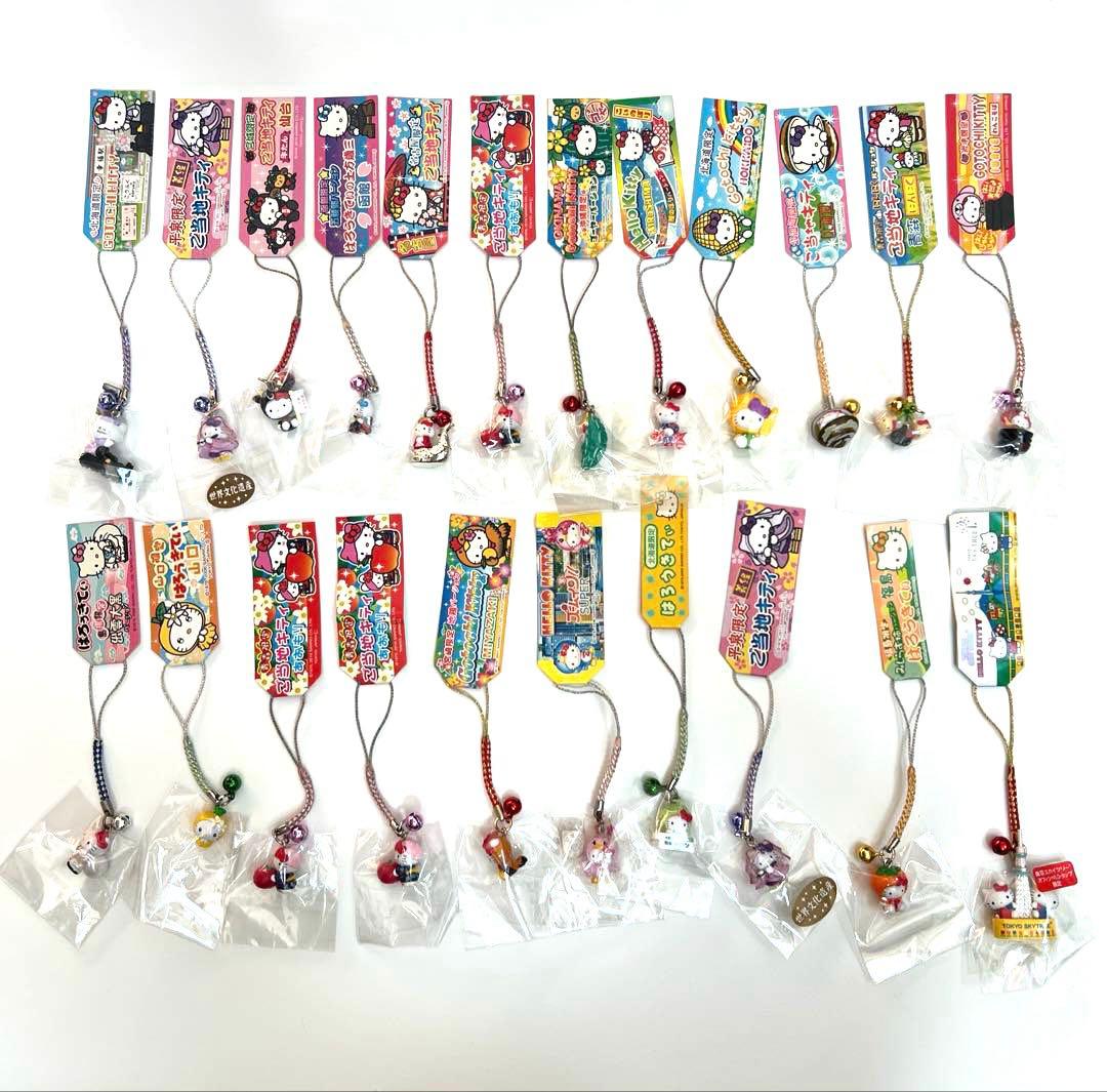 サンリオ　ハローキティ　ご当地　根付け　ストラップ　まとめ売り　合計131個
