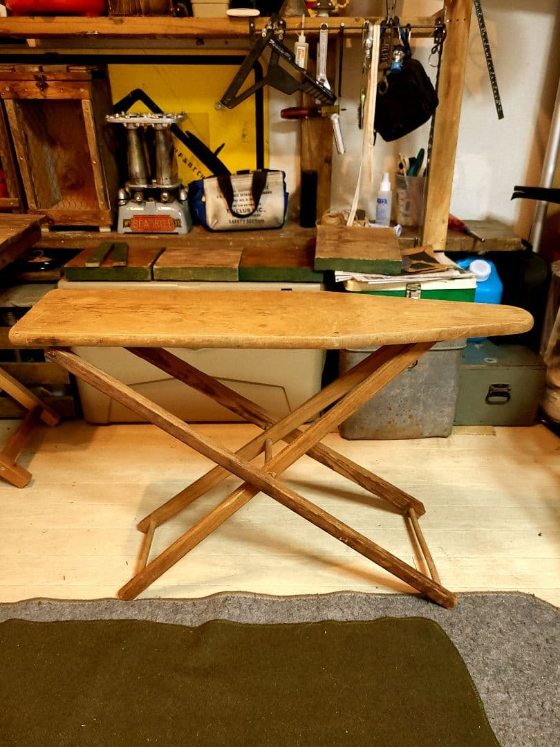 アメリカ ヴィンテージ アイロン台 小 店舗什器 キャンプ