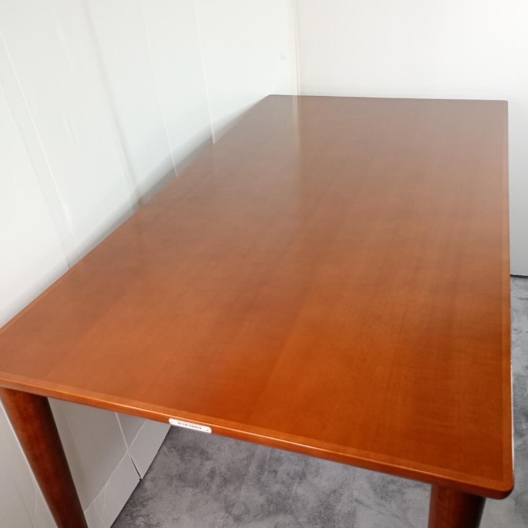 カリモク60ダイニングテーブル　1500,800,700
