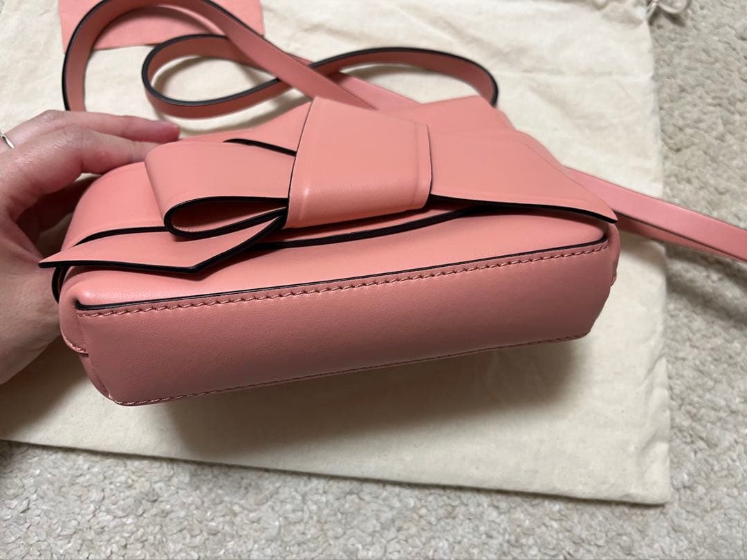 【最終価格】Acne Studios ピンク ショルダーバッグ