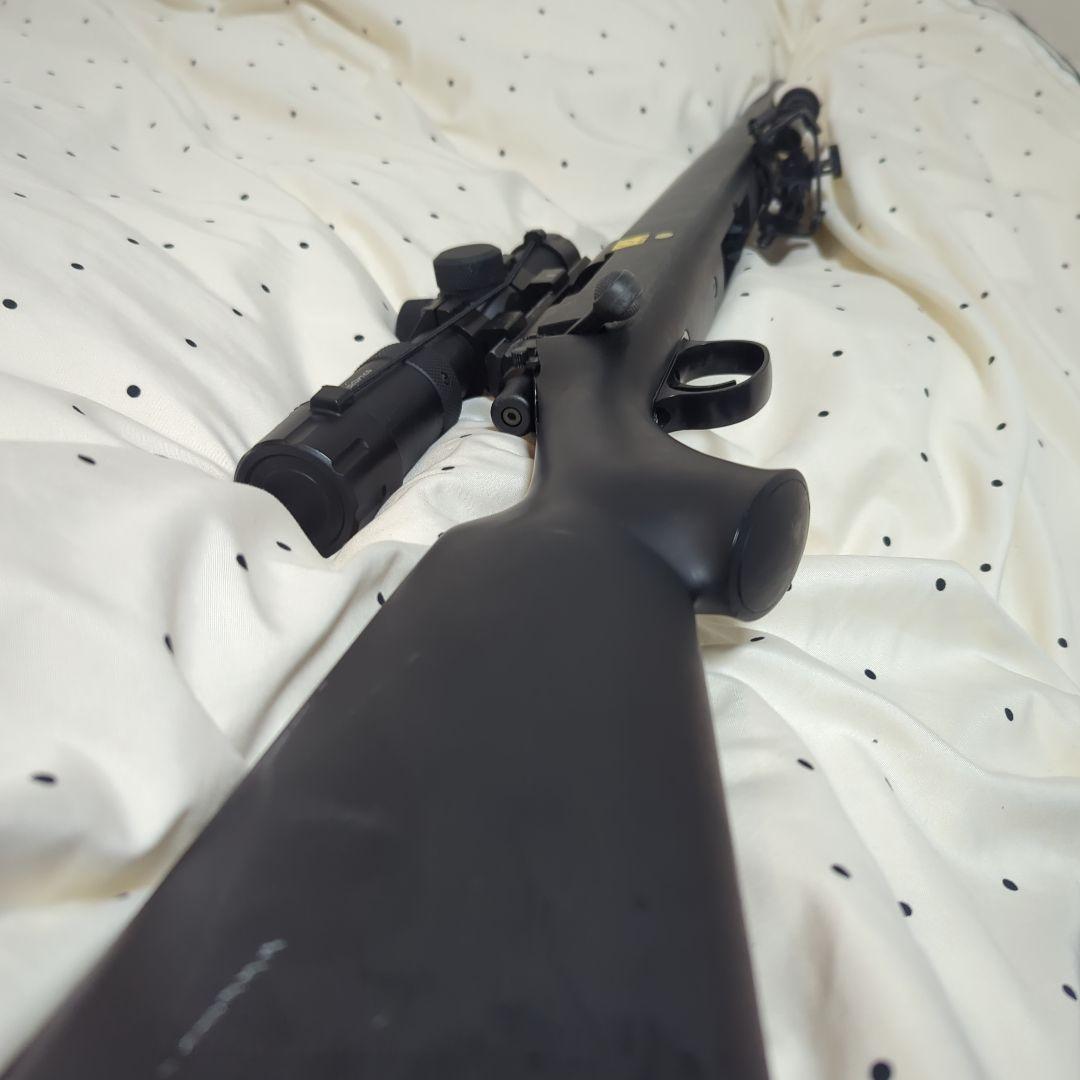 スナイパーライフルVSR10 カモフラージュネット、スコープ付き