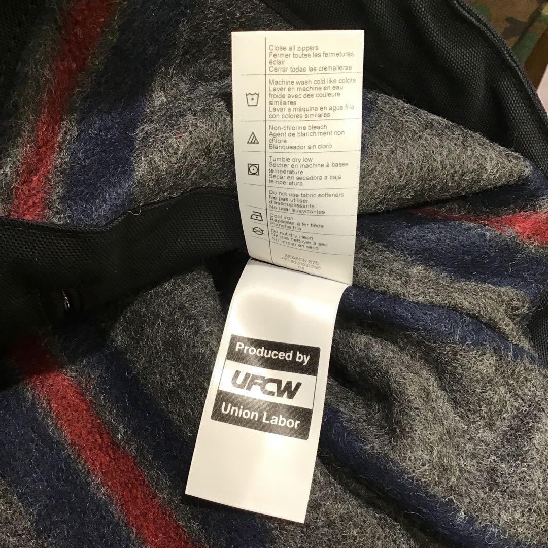 【送料無料 】新品未使用タグ付きCarhartt デトロイト ジャケットL