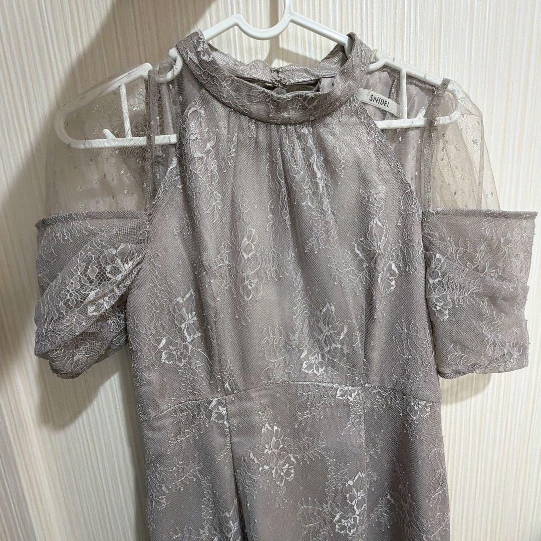 今季2025SS snidel シアーショルダーレースドレス