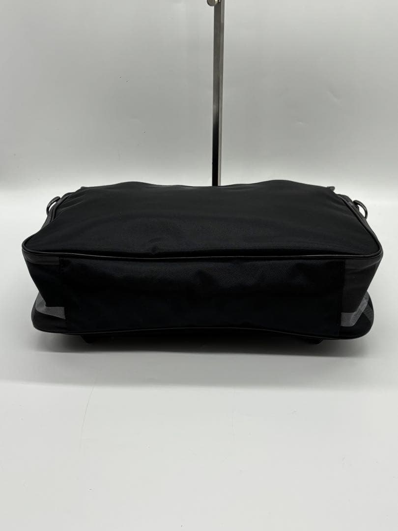 美品✨ブラックレーベル メッセンジャー ショルダーバッグ ノバチェック 黒