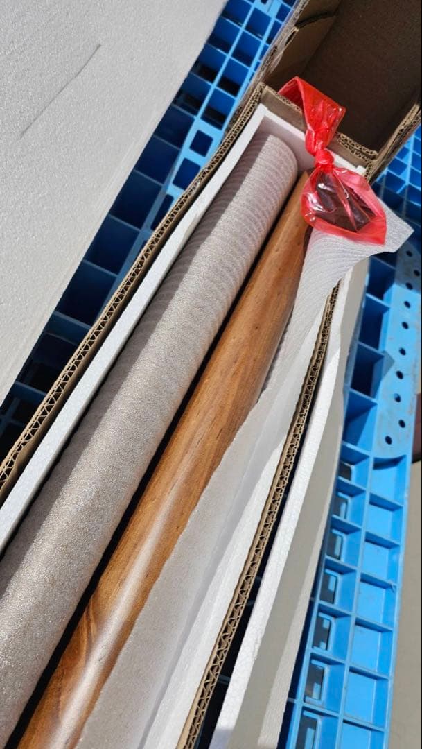 モダンデザイン ブラウン ダイニングテーブル　丸脚 115x68cm