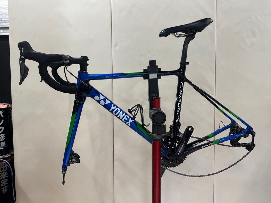 YONEX カーボンロードバイク