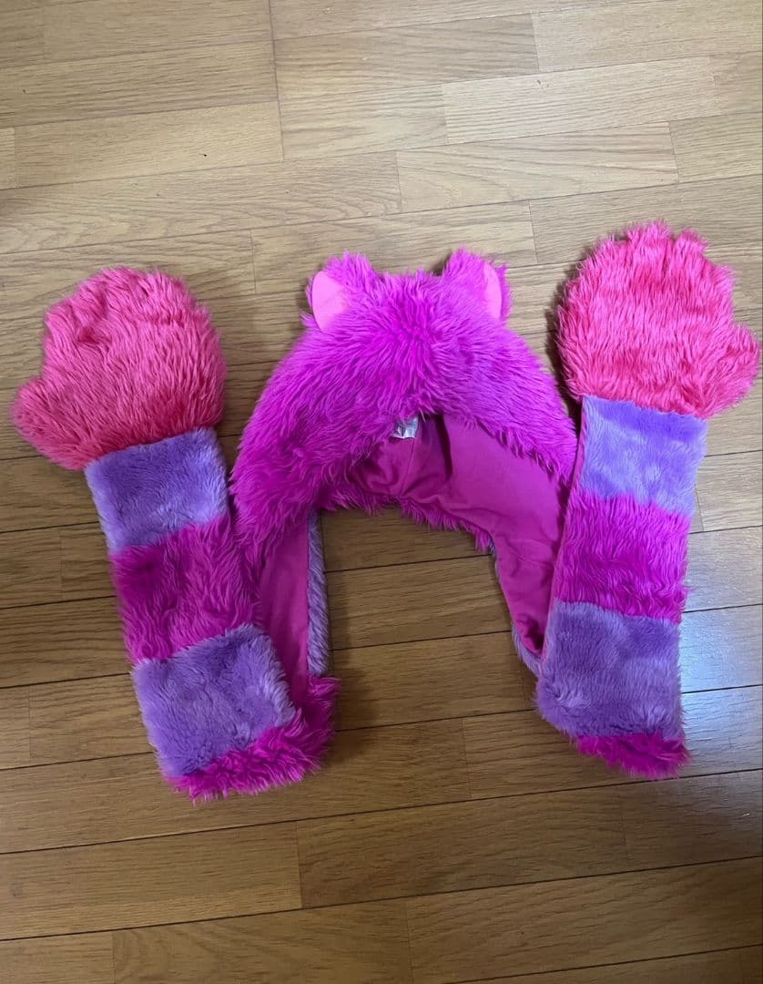 チェシャ猫 マフラーキャップ ディズニー 美品 Disney RESORT (ディズニーリゾート) チェシャ猫 マフラーキャップ