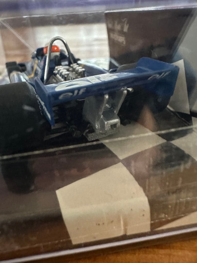 ミニカー Tyrrell P34 1976 6-Wheeler J. Scheckter