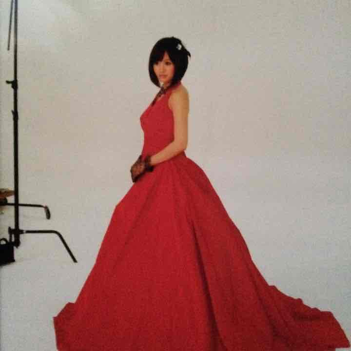 高みな元AKB前田、大島ウエディングフォトブック