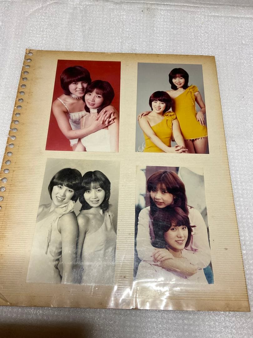 ピンクレディのプロマイド。フェルアルバムに貼り付けてございます。【そのまま出品】