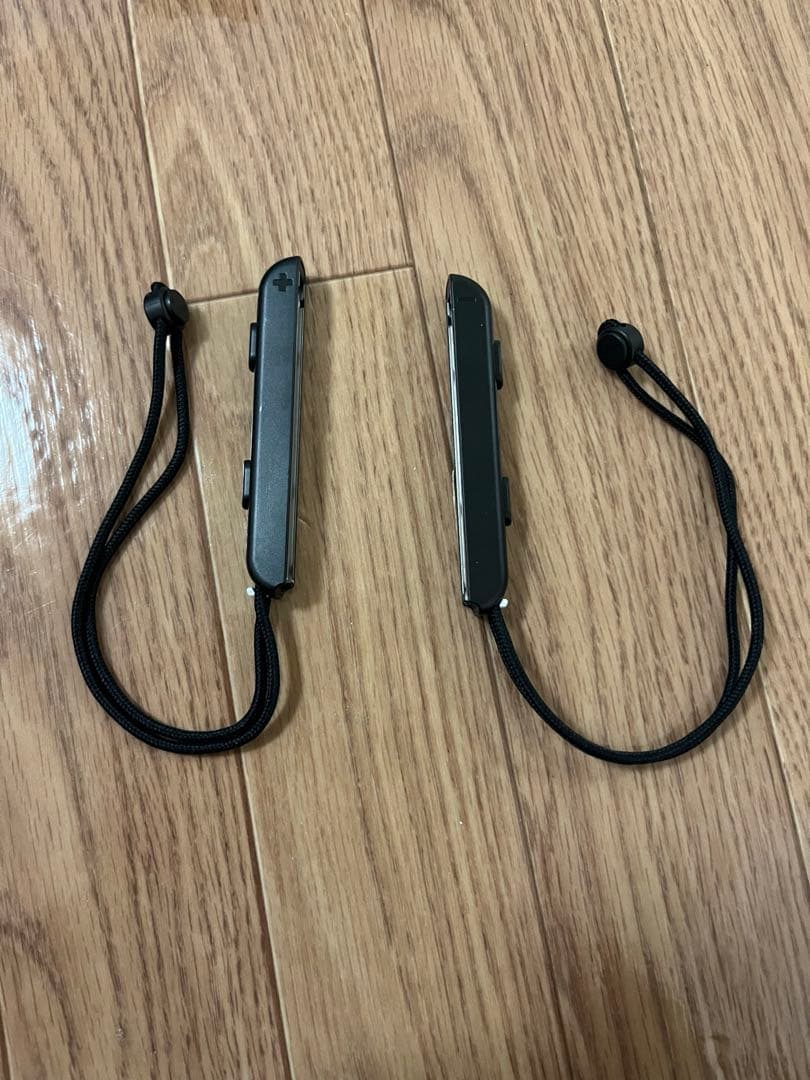 任天堂スイッチ本体 赤/青 ドック Joy-Con付き