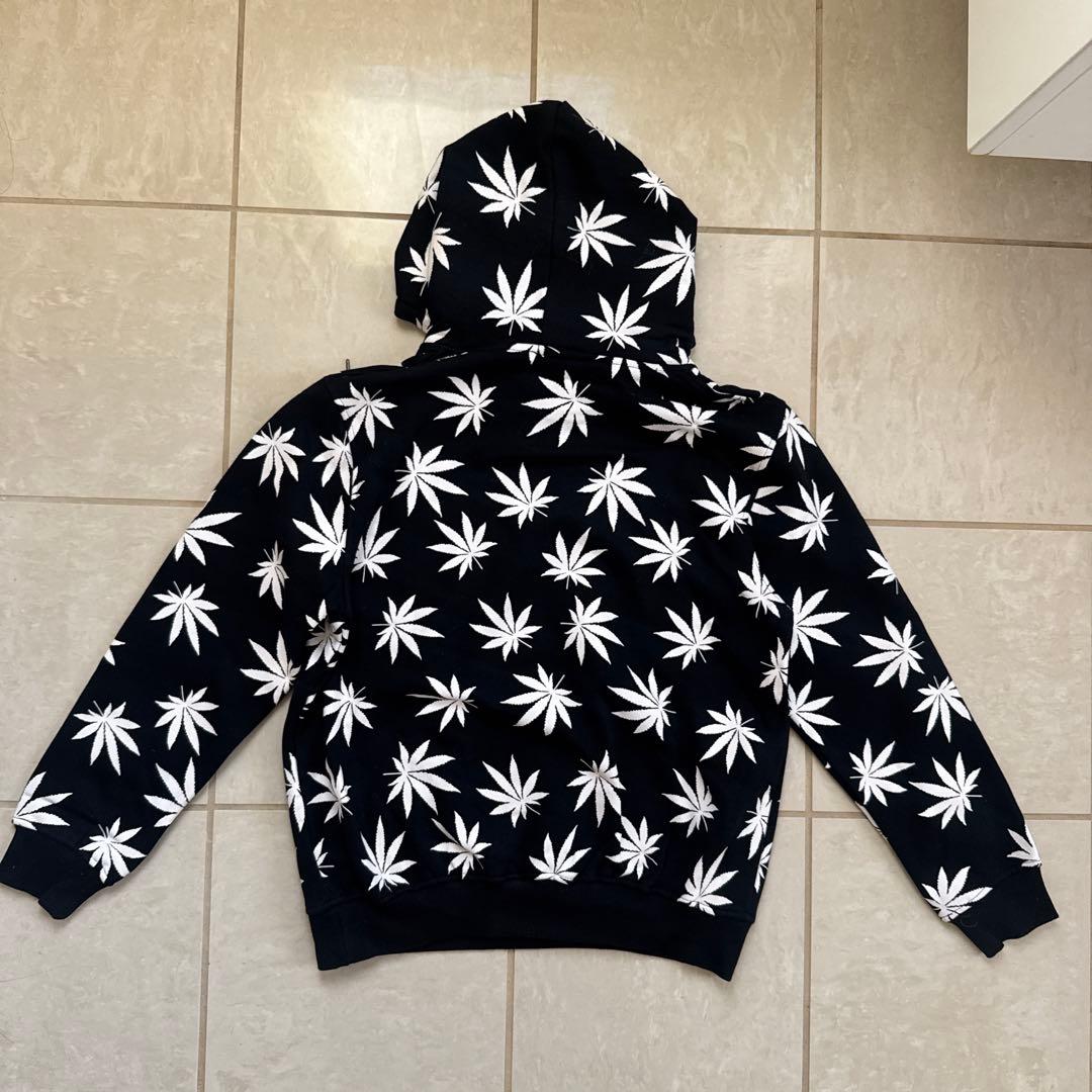 新品タグ付き HUF ハフパーカー長袖 LEAF PRINT HOODIE