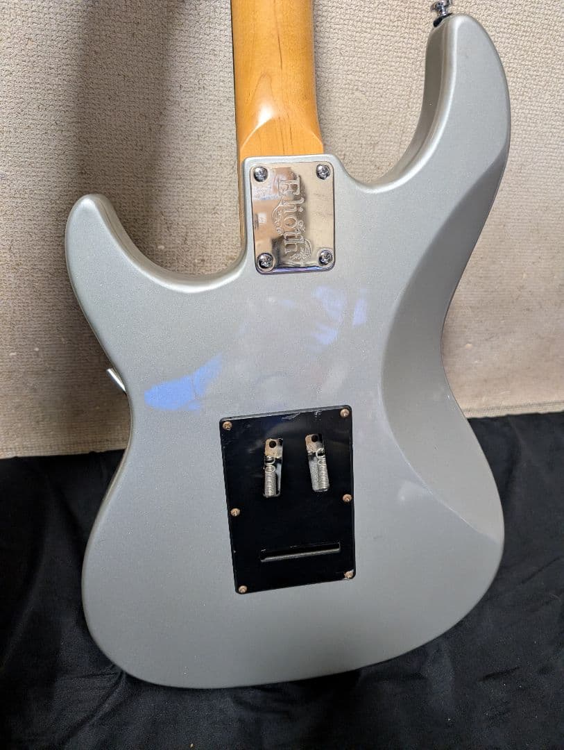 廃盤 Elioth S305 SSH ストラトタイプ アーム付属 タップ可