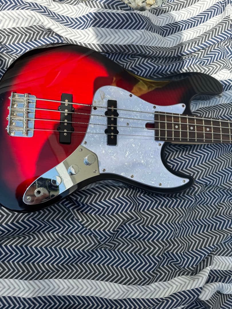 バッカス　ベース　WJB-360R TRS　レッドサンバースト