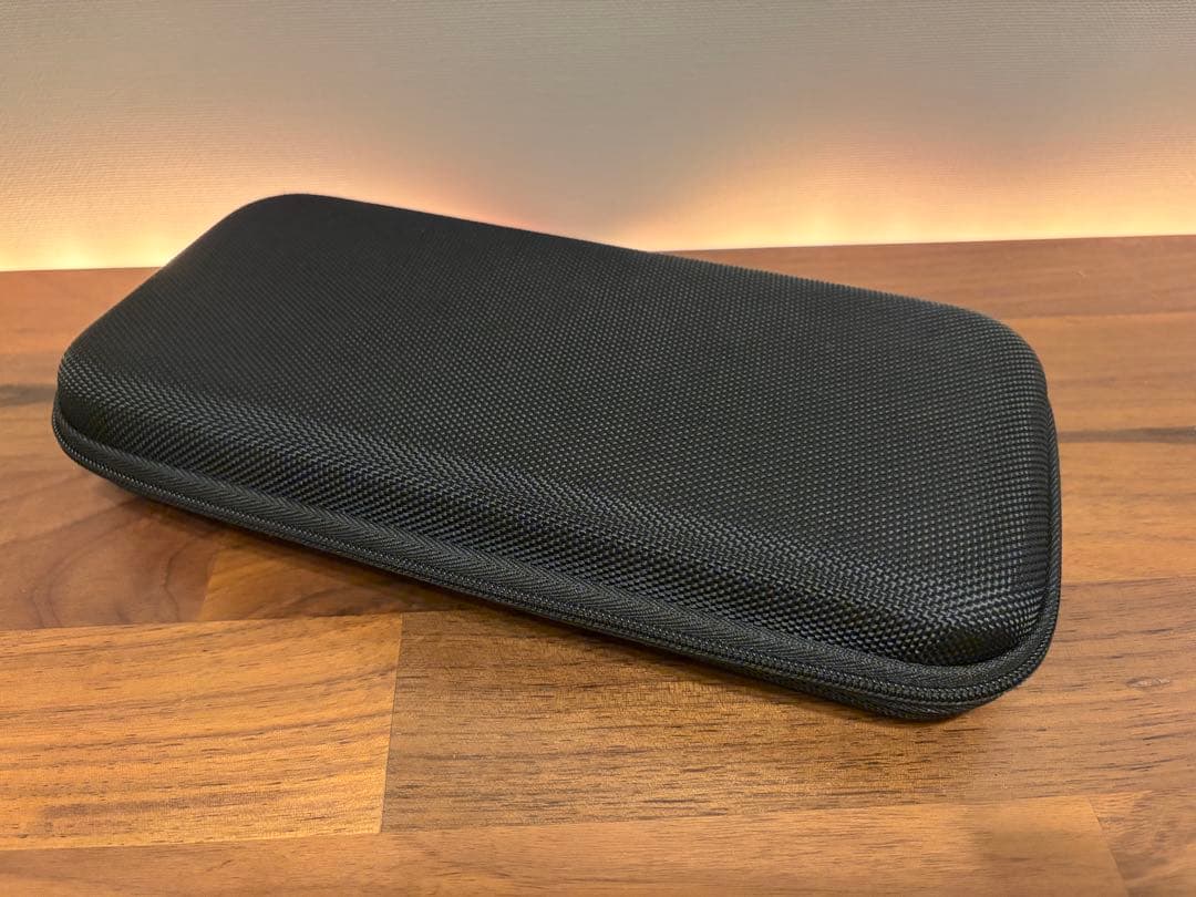 Nintendo Switch 本体セット、純正スタンド、社外ケース付き