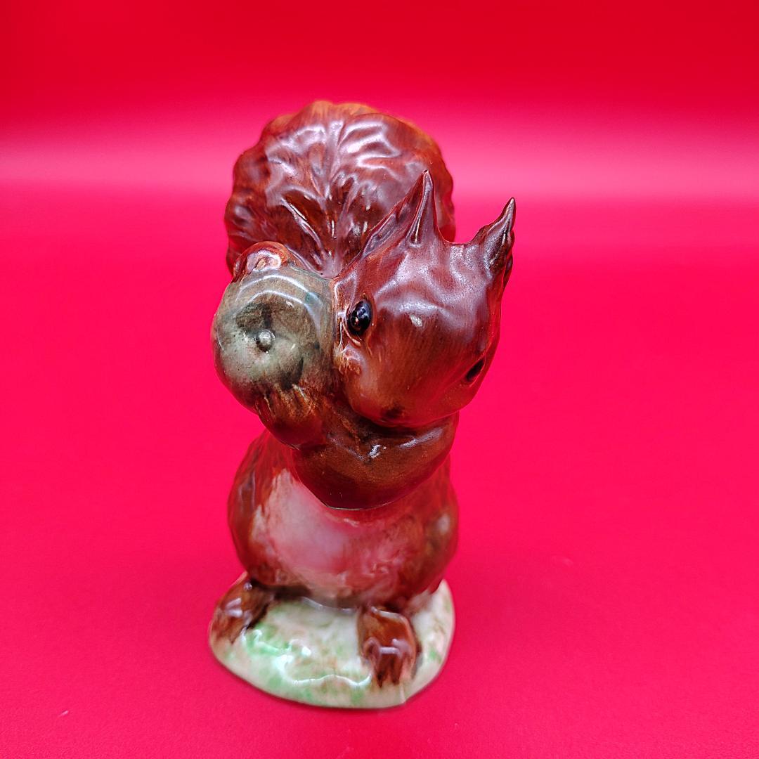 ゴールドオーバル BP2】BESWICK リス フィギュリン ピーターラビット