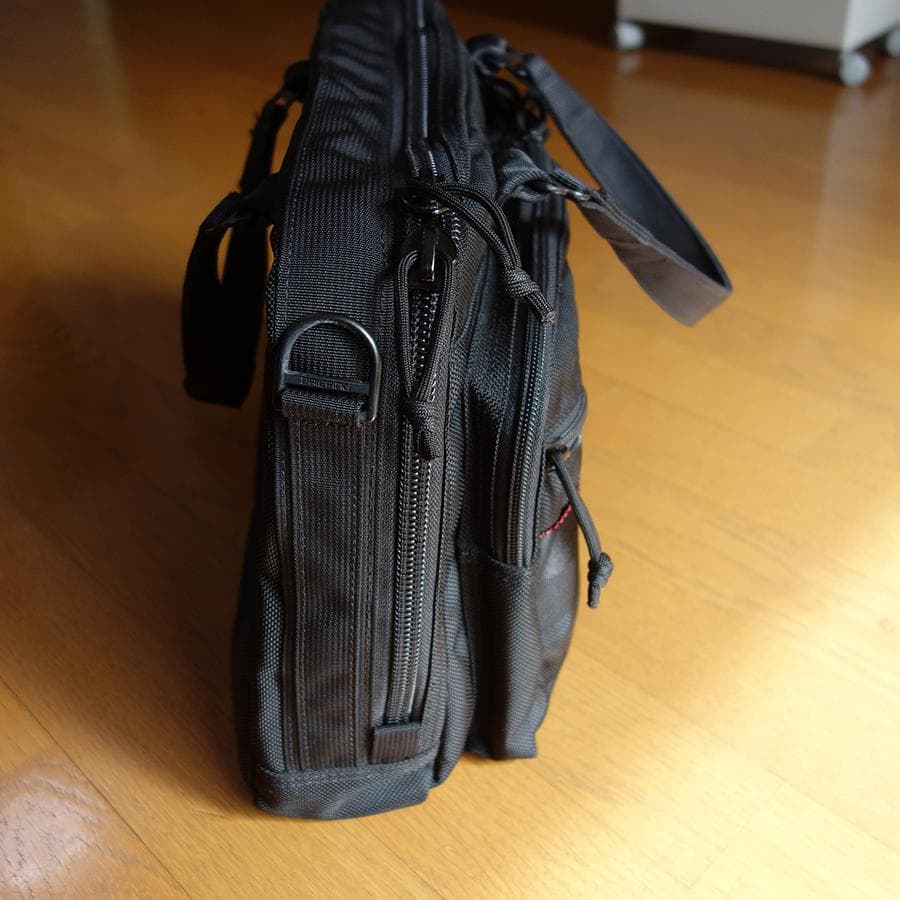 【美品】ブリーフィング　A4 LINER　ブラック