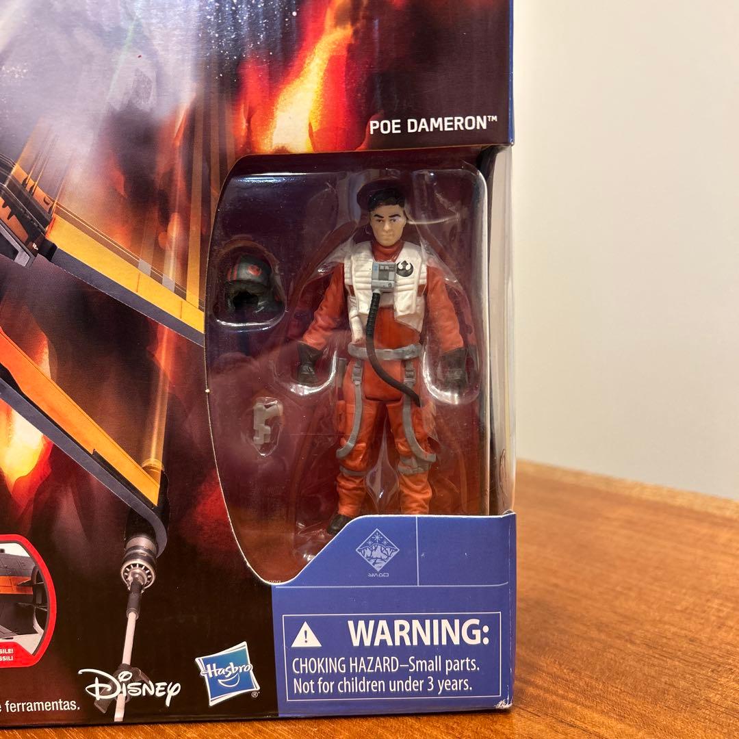 新品 スターウォーズ フォースの覚醒 Xウイング スターファイター ポーダメロン