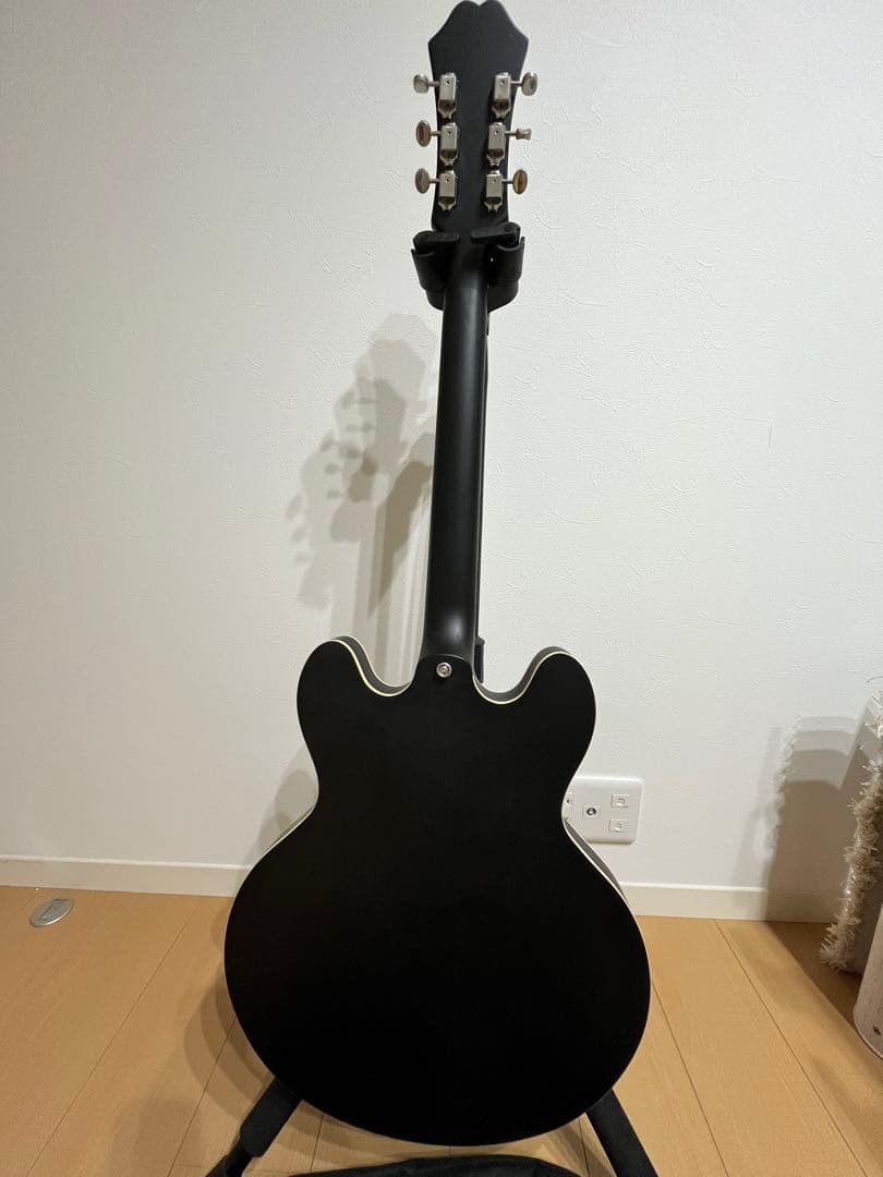 ギター Epiphone Casino Worn Ebony