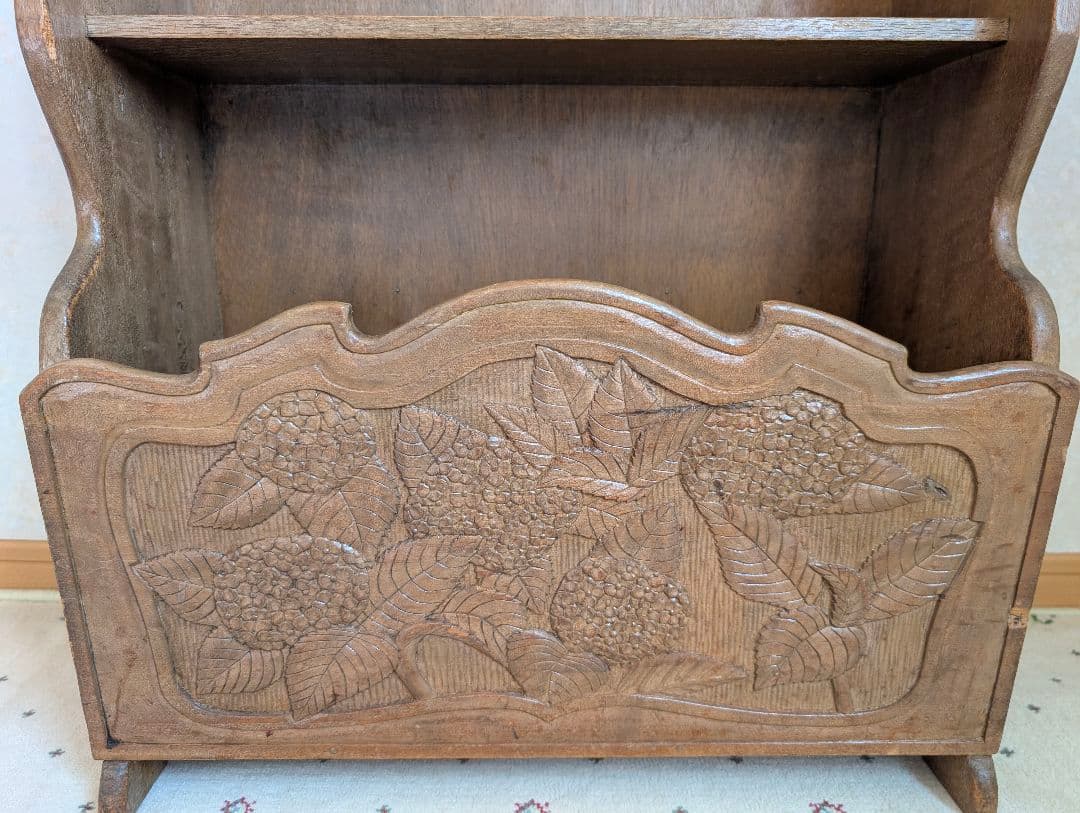 ハンドメイド 木製彫刻入り二段本棚 本立て 木製