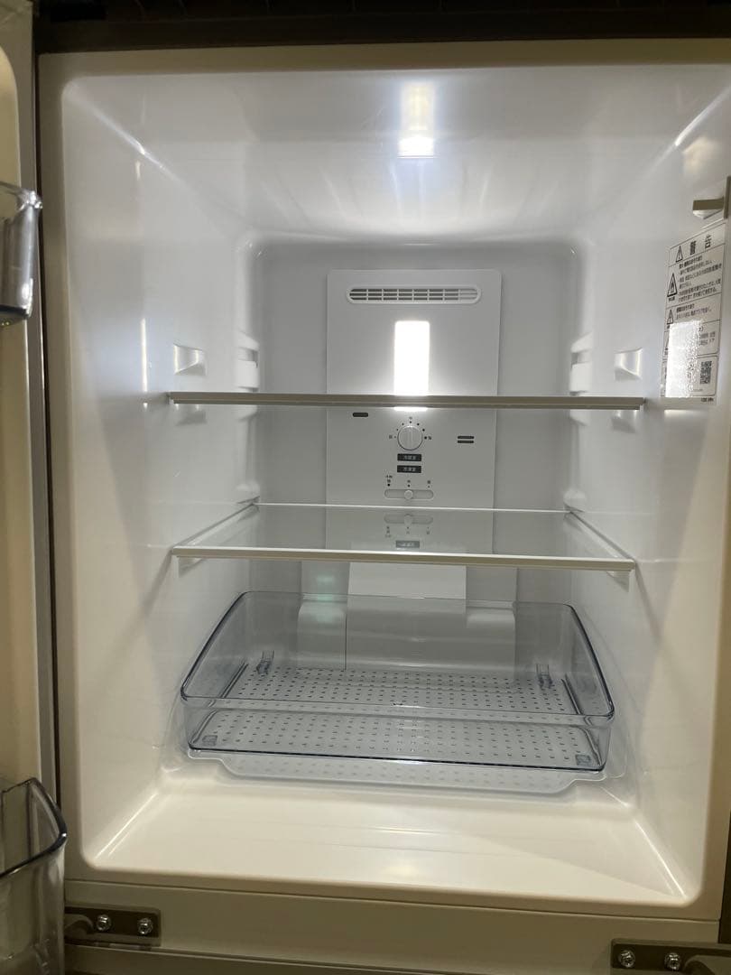 冷蔵庫　シャープ　SJ-D15JJ 2022年製