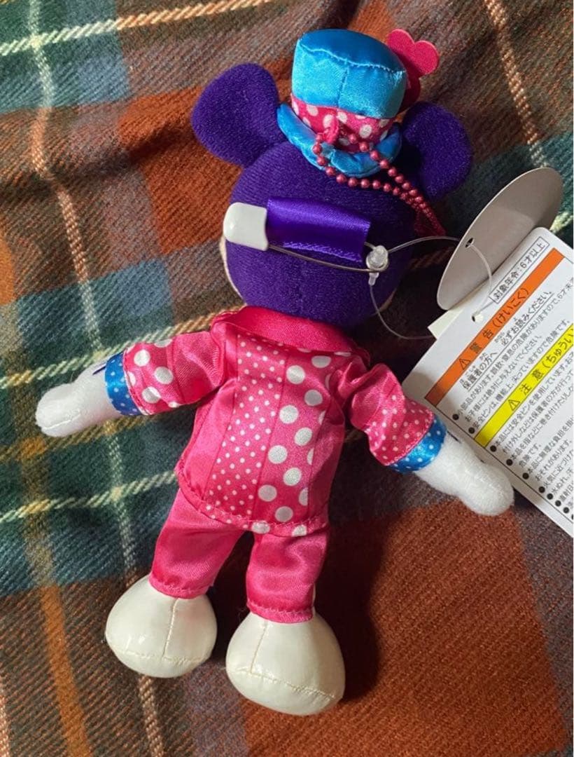 新品タグ付き】ミニーのファンダーランド ミッキー ぬいぐるみバッジ