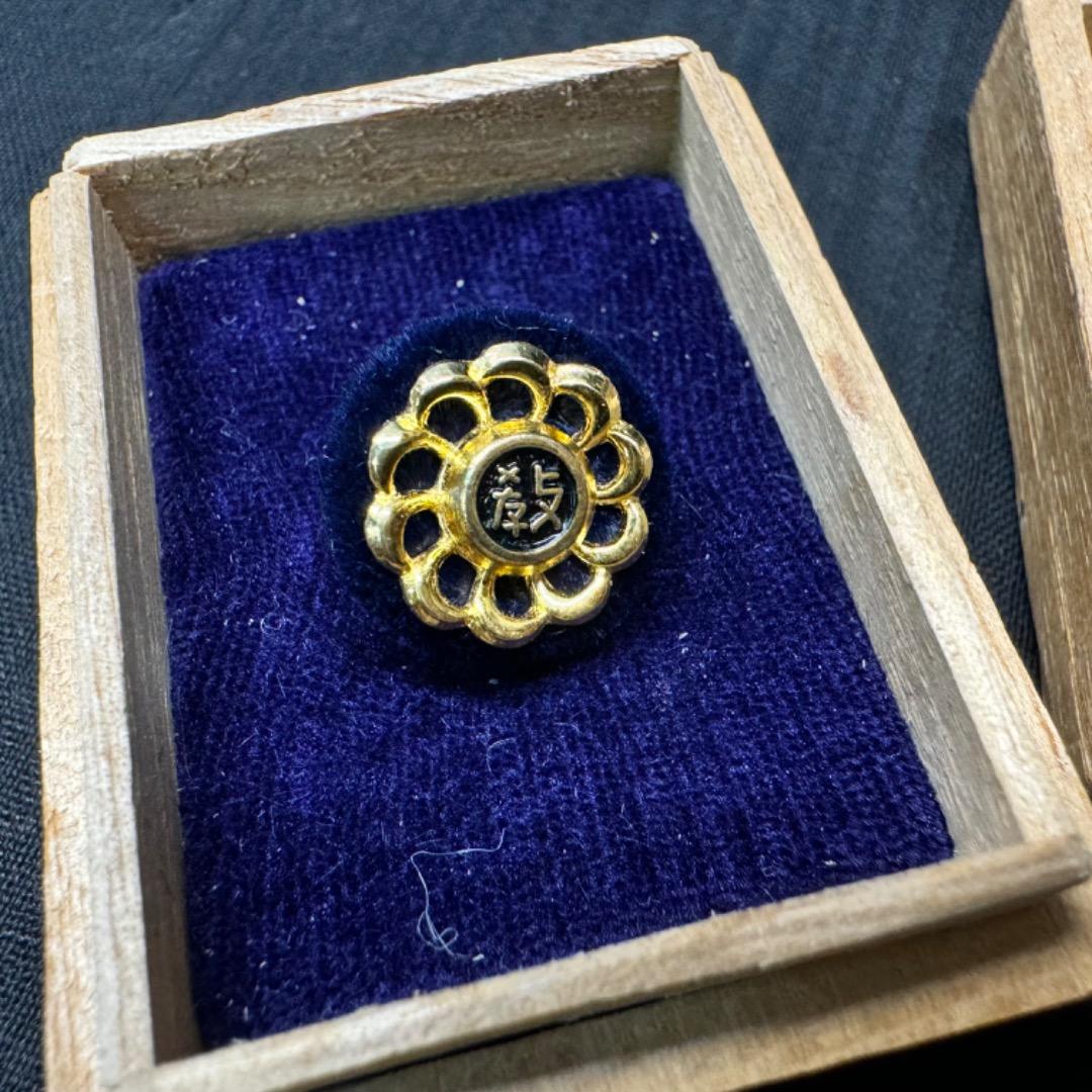 ⬜︎Bb右1003 記章教育委員バッジ