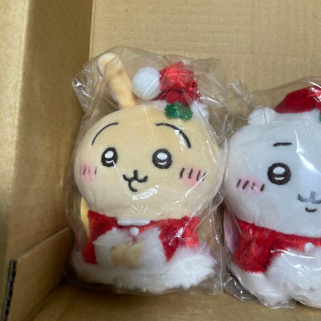 ちいかわ サンタさんだ！持ちますマスコット 3種セット