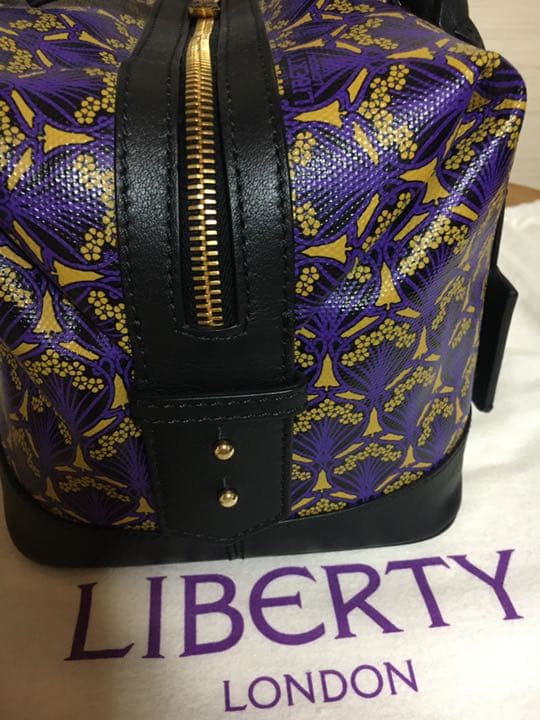 LIBERTY LONDONボストンバッグ