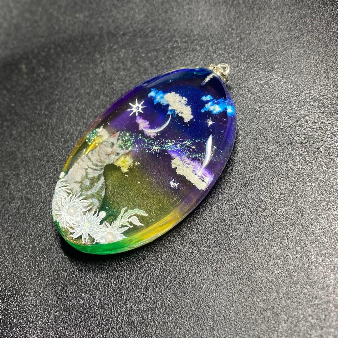 fairy様〜新作 天然石 レジンネックレス 【猫ちゃんと浜辺】