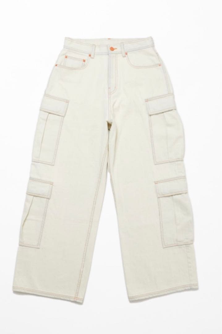 Re. アールイードット 刺繍デニム ホワイト