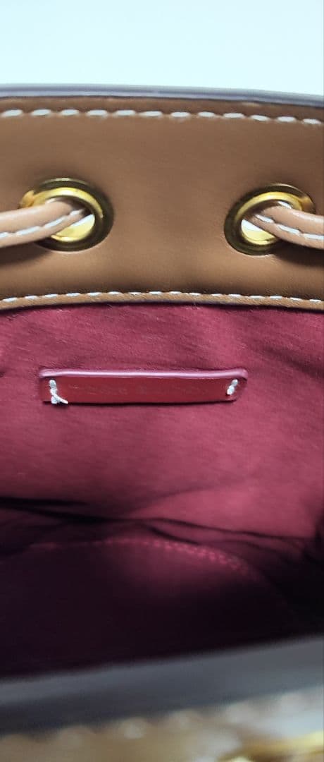 椿様。美品 TORY BURCH ショルダーバッグ Tモノグラム ジャガード