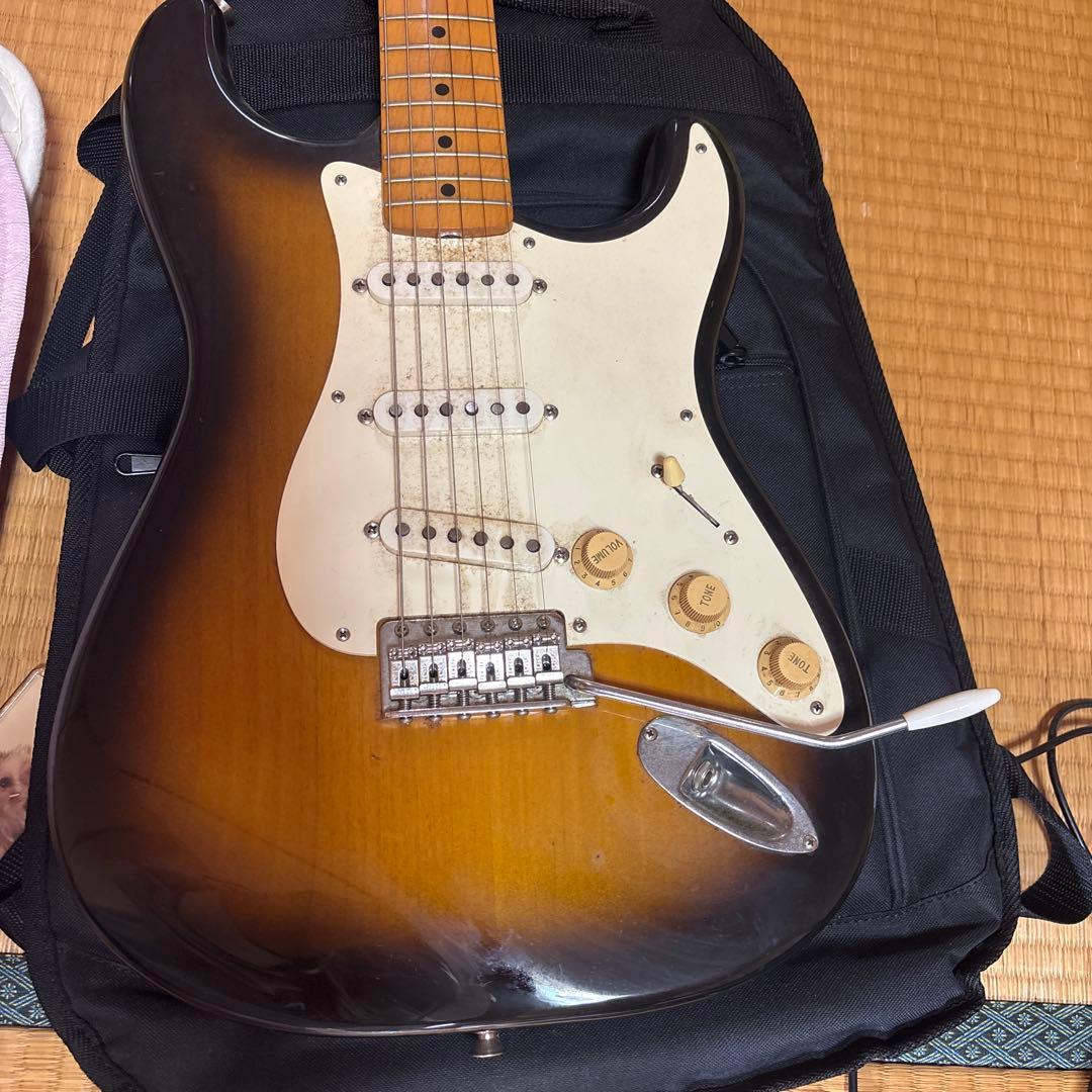 Fender MADE IN ジャパン ケースつき