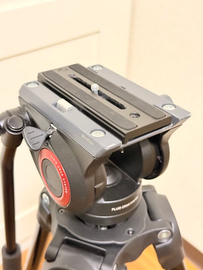 マンフロット三脚 Manfrotto MVT502AM, MVM500A