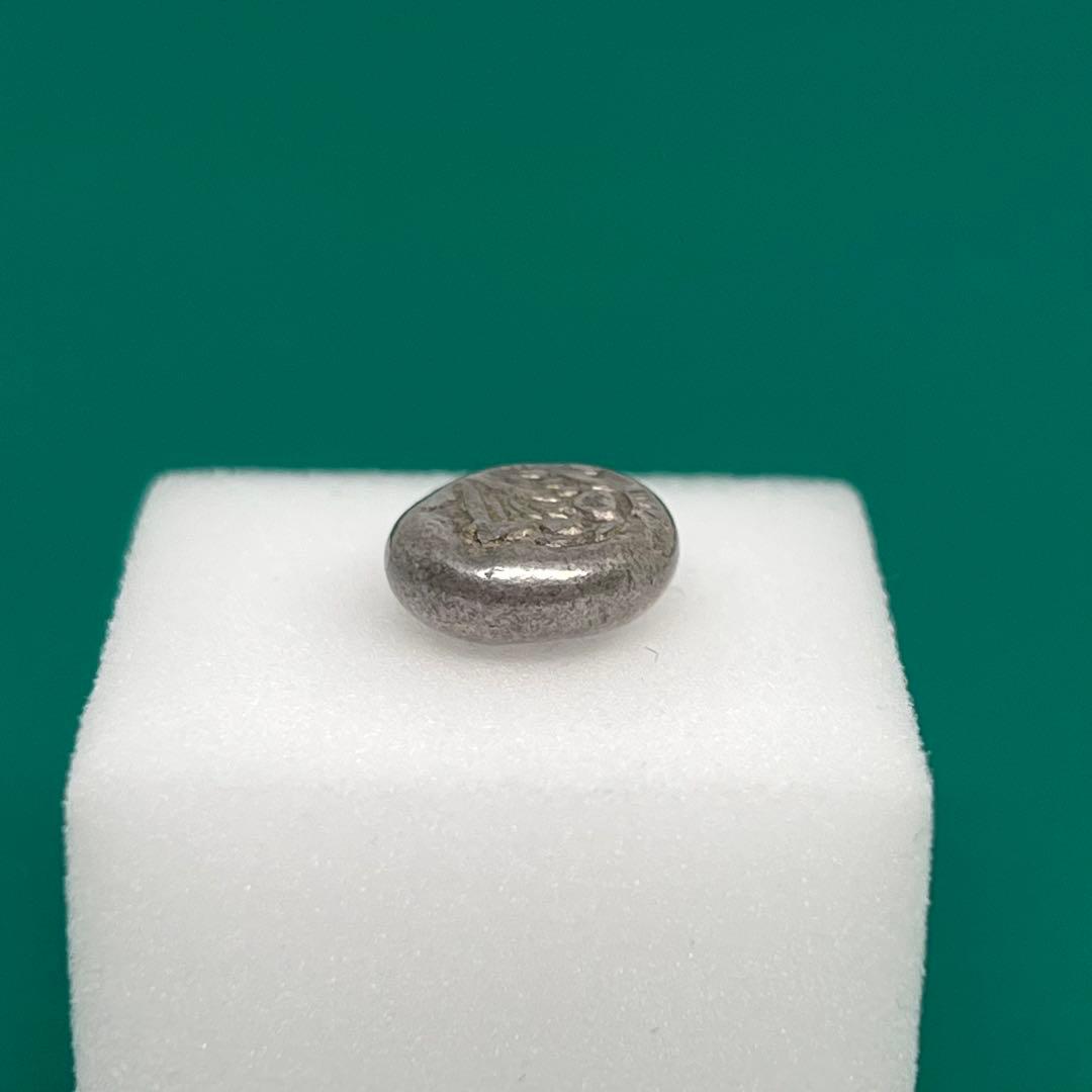 享保豆板銀（片面大黒）約3.96g No.2097 - メルカリ