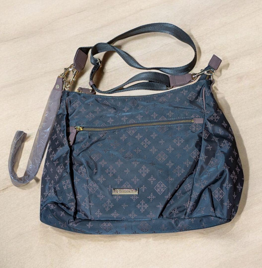 お値下げ❗️russet ♥ 2way ショルダーバッグ ナイロンジャガード