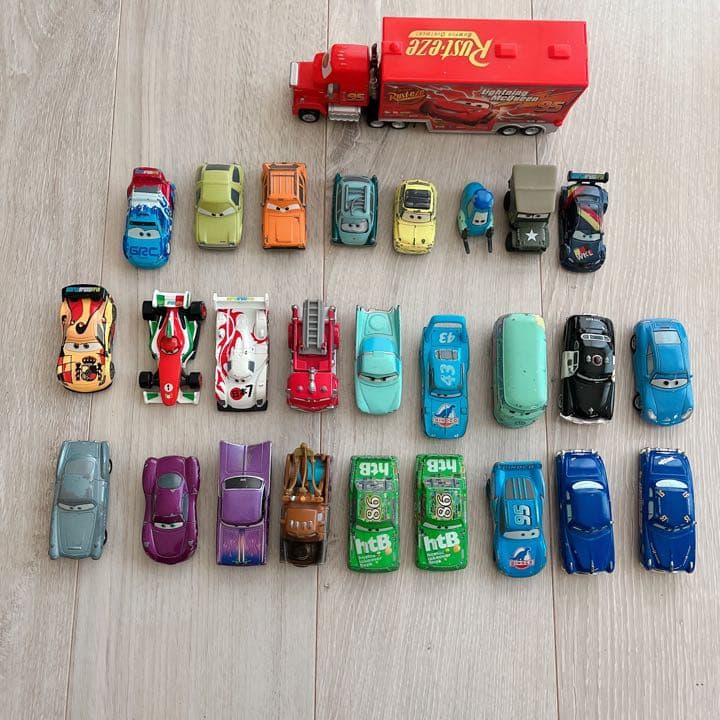 トミカカーズ 廃盤 廃盤・希少品】カーズトミカ ワールドグランプリ 全