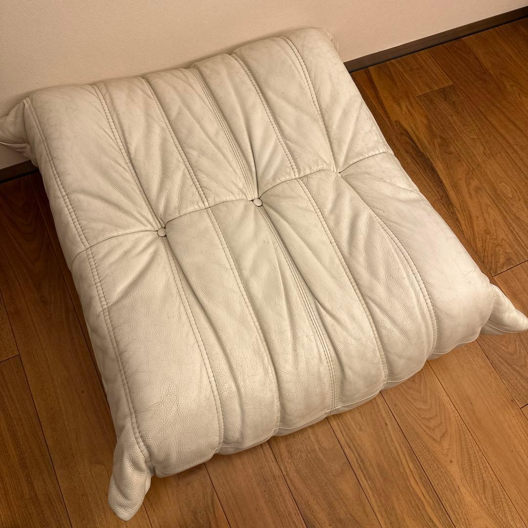 リーンロゼ　ホワイト皮革　オットマン